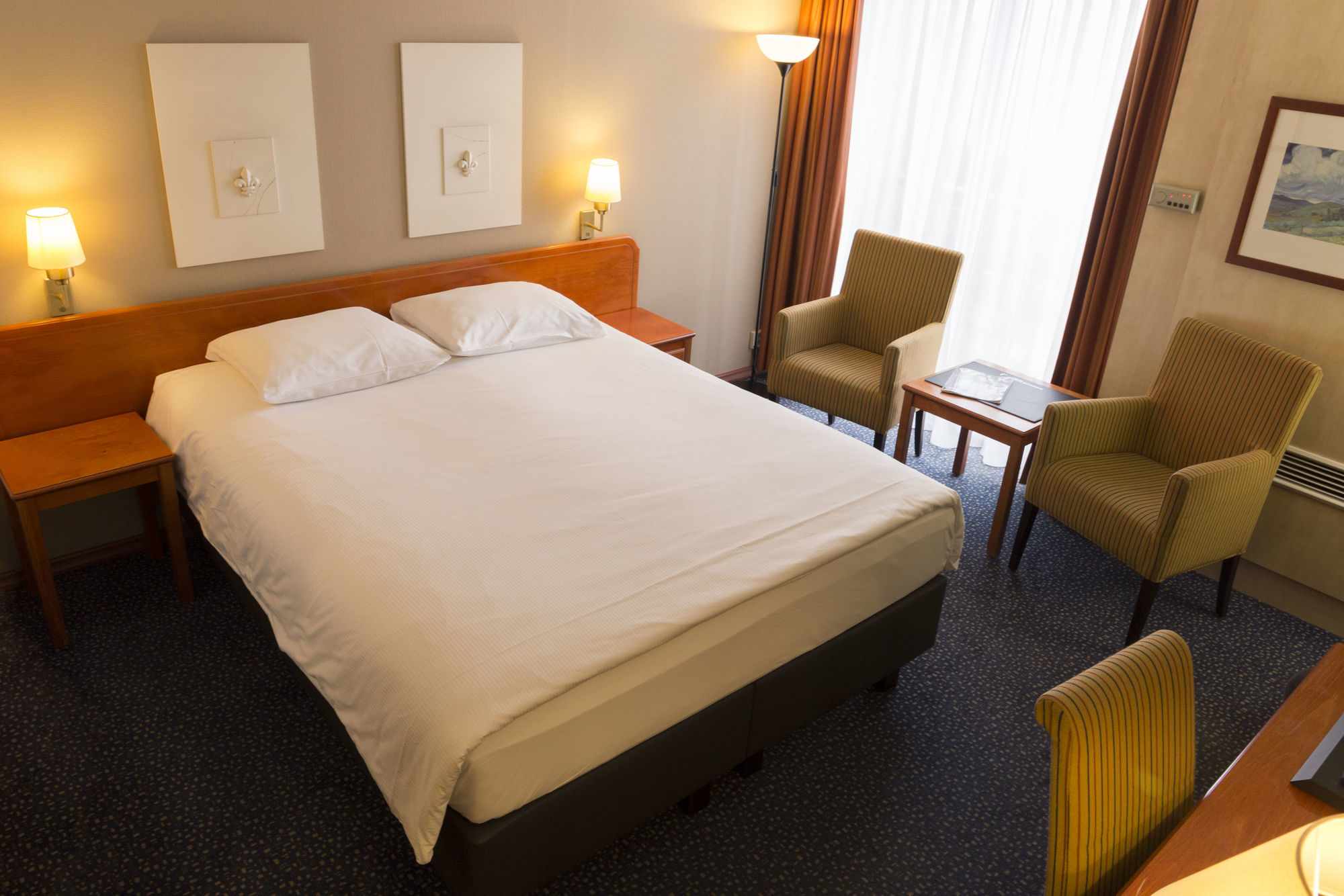 فندق فندق فان دير فالك أنتويرب الغرفة الصورة